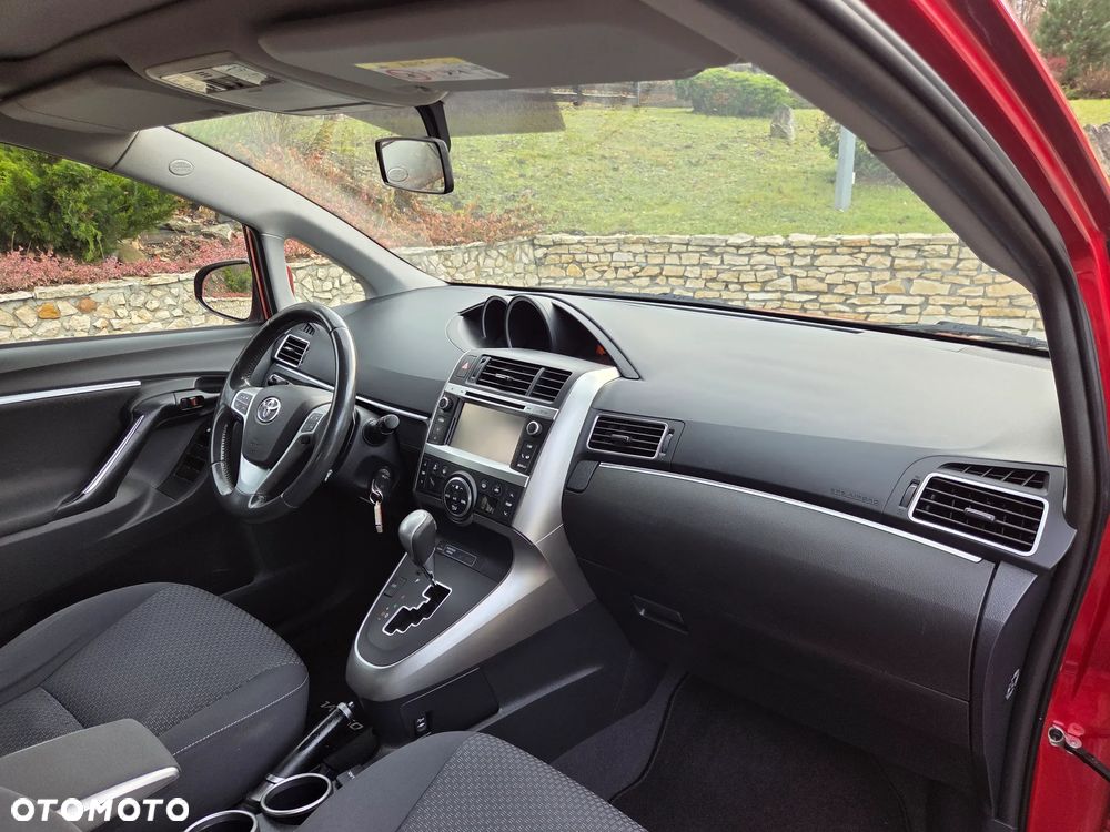 Toyota Verso 1.8 Premium MS - 20