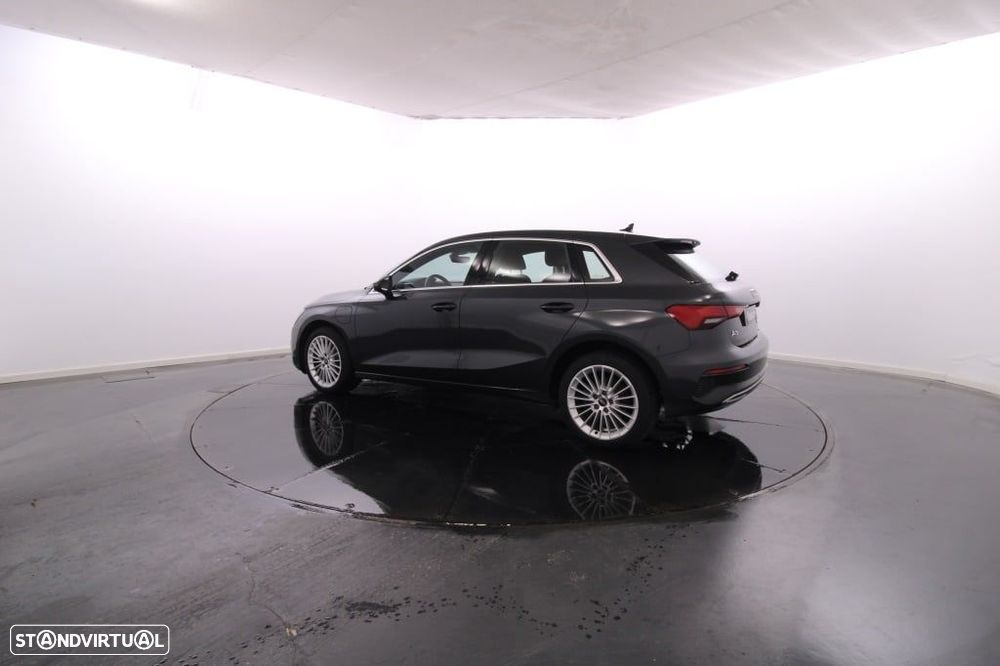 Audi A3 Sportback 40 TFSIe Advanced - 4