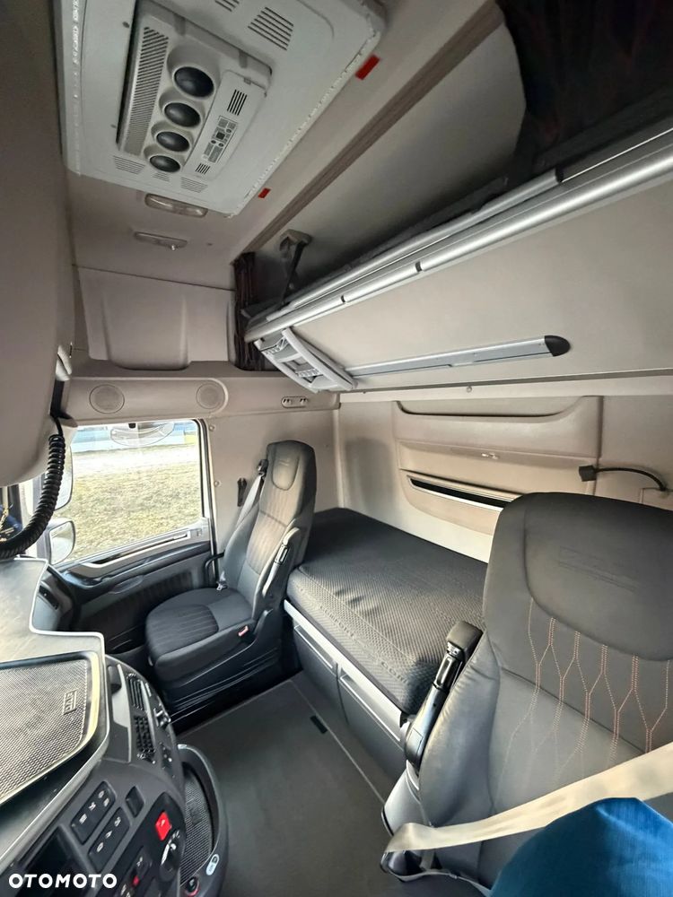 DAF XF480 SUPERSPACECAB - 11