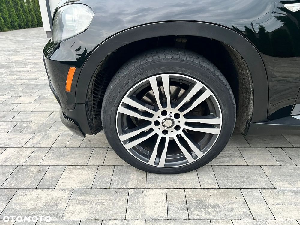 BMW X5 4.8i - 11