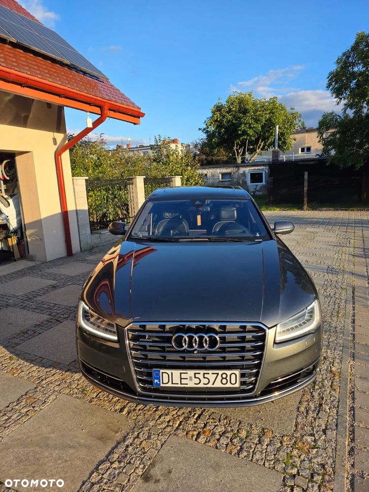 Audi A8 - 12