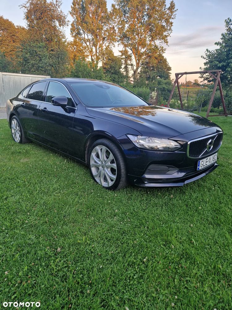 Volvo S90 - 1