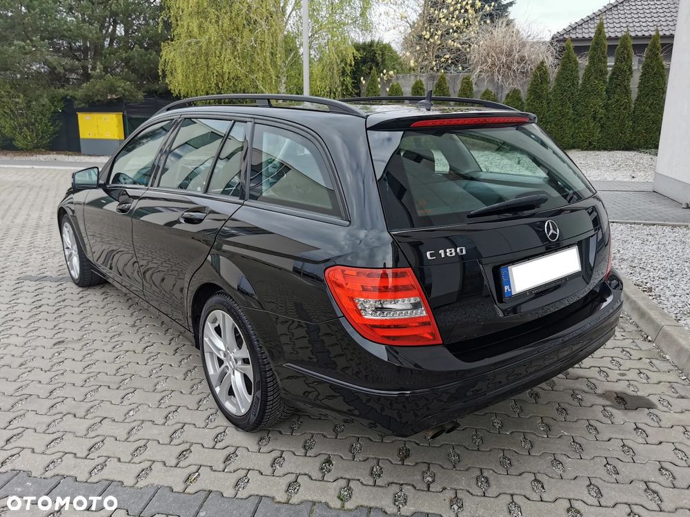 Mercedes-Benz Klasa C 180 (BlueEFFICIENCY) 7G-TRONIC Avantgarde - 4
