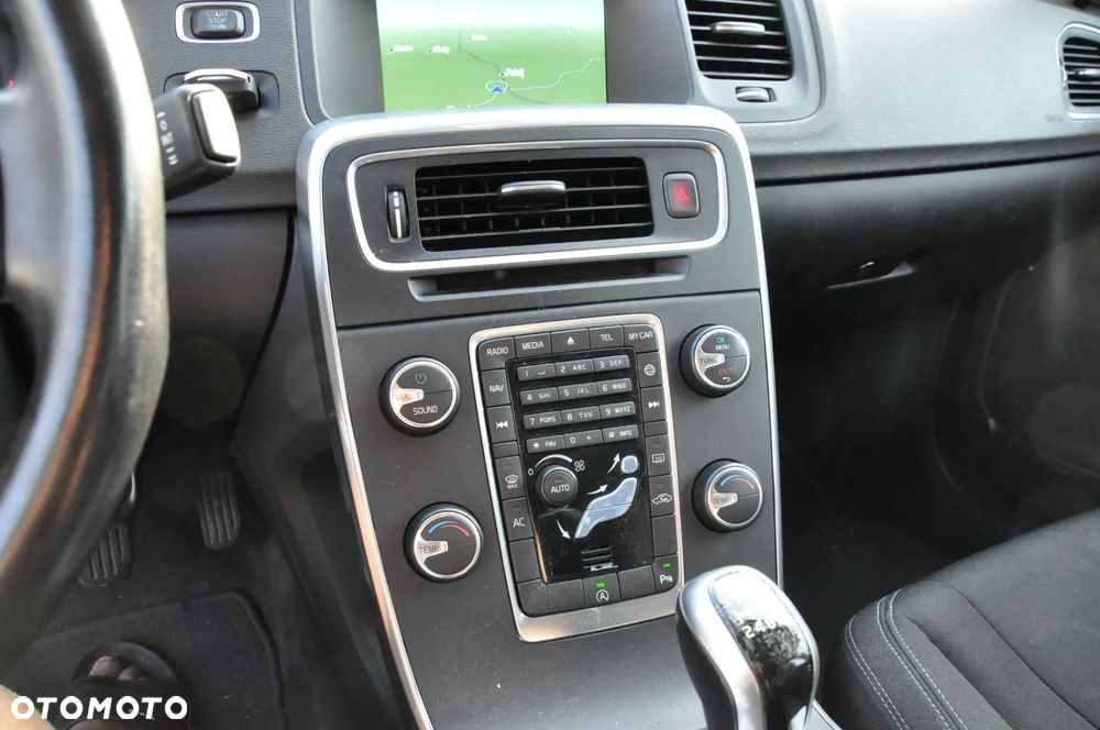 Volvo V60 - 10