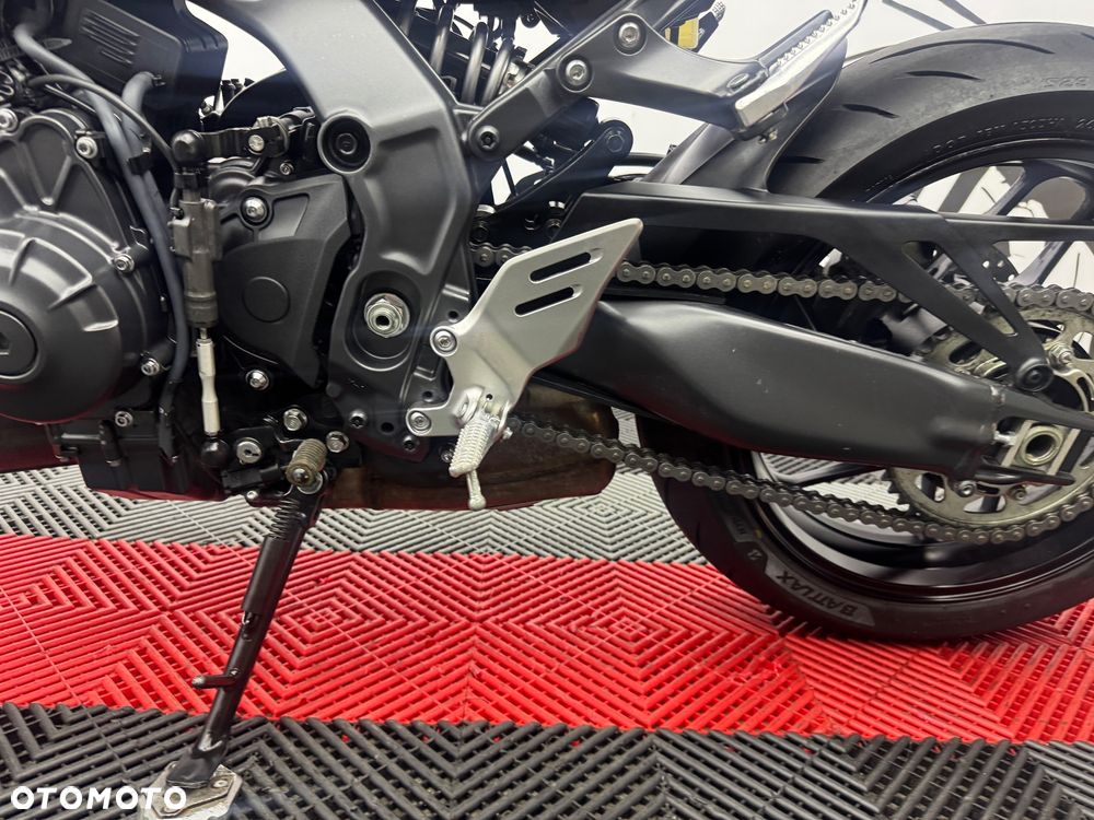 Yamaha MT - 18
