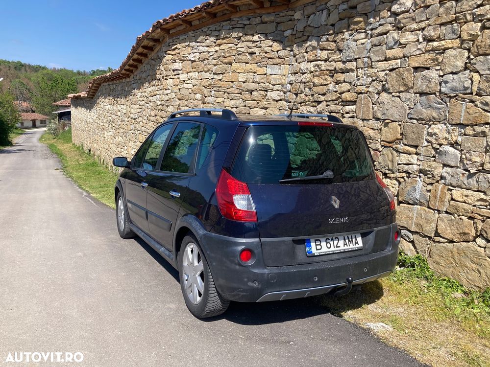 Renault Scenic 2.0 16V SL Conquest - 10