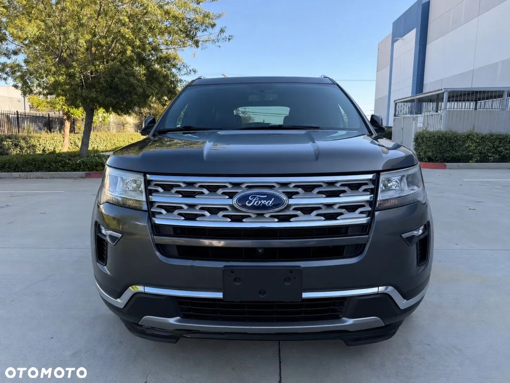 Ford Explorer - 2