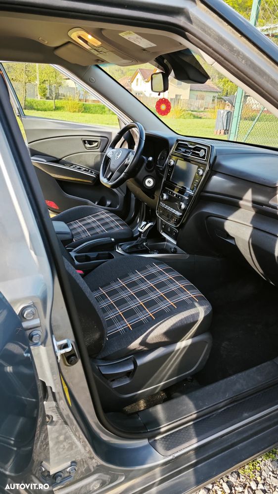 SsangYong Tivoli Grand - 2