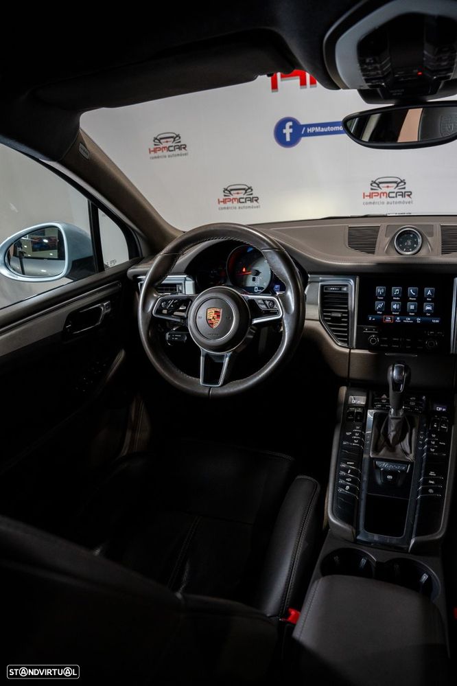 Porsche Macan S - 16