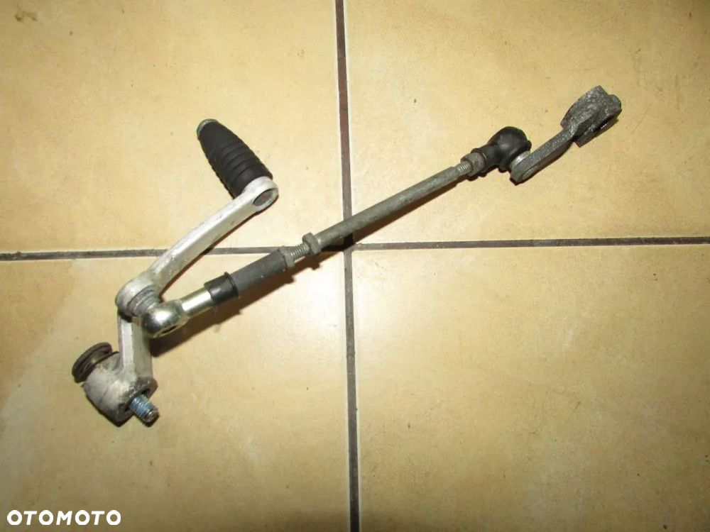 Yamaha TDM 900 dźwignia zmiany biegów - 2