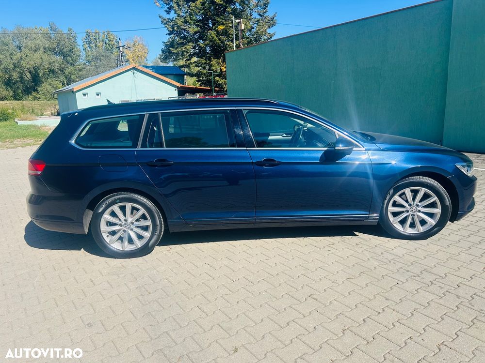 Volkswagen Passat 2.0 TDI DSG Comfortline - 24