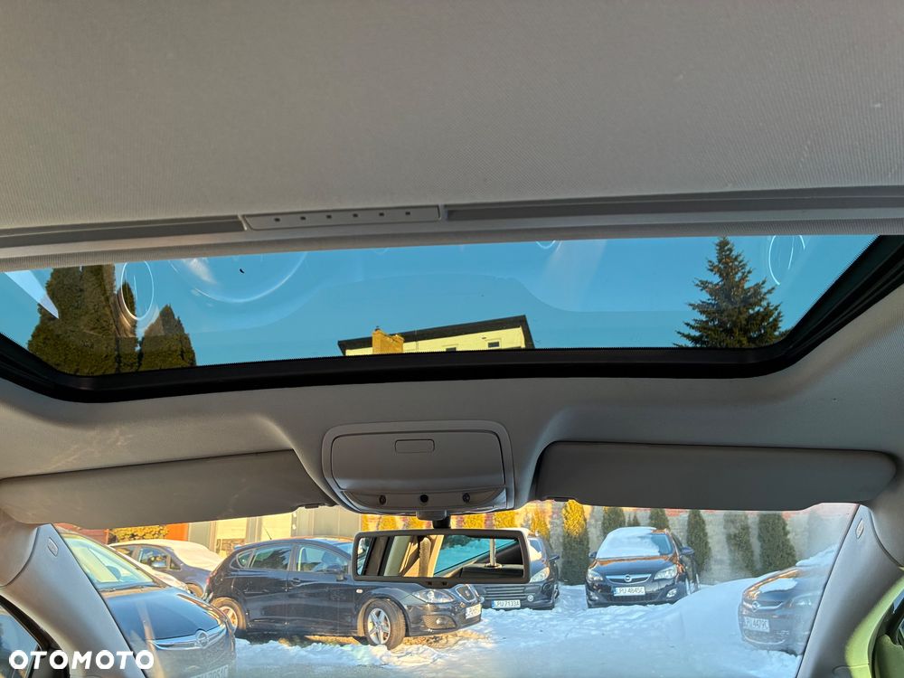 Volkswagen Golf Plus 2.0 TDI Comfortline DSG - 13