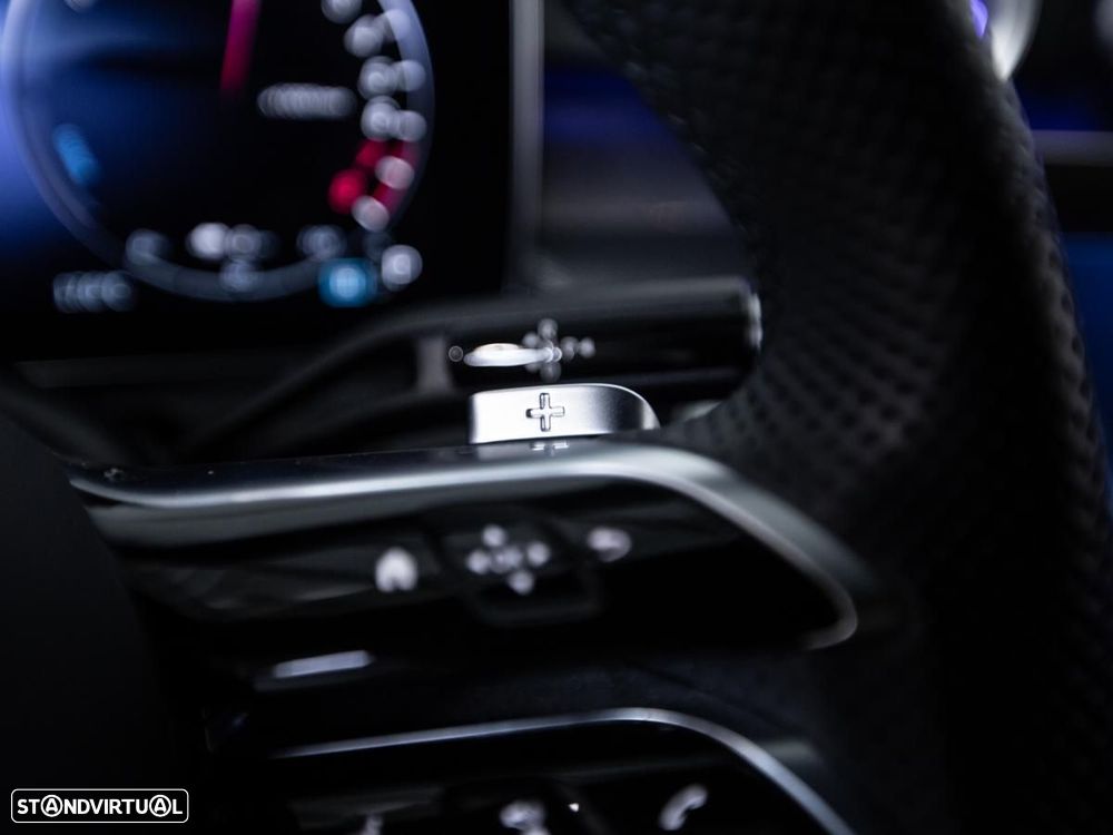 Mercedes-Benz C 300 e T 9G-TRONIC AMG Line - 23