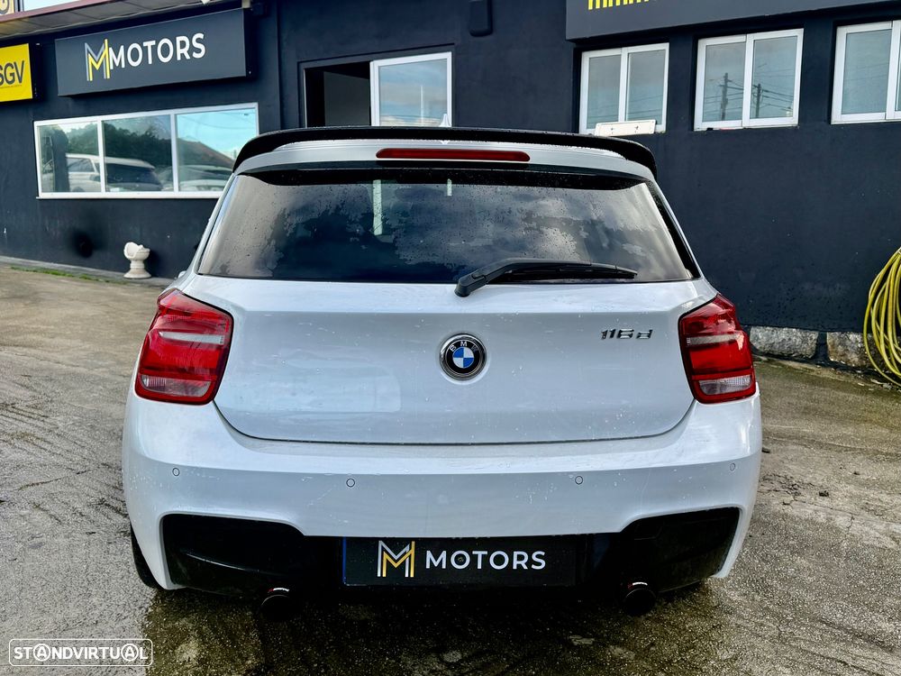 BMW 116 d Pack M - 32