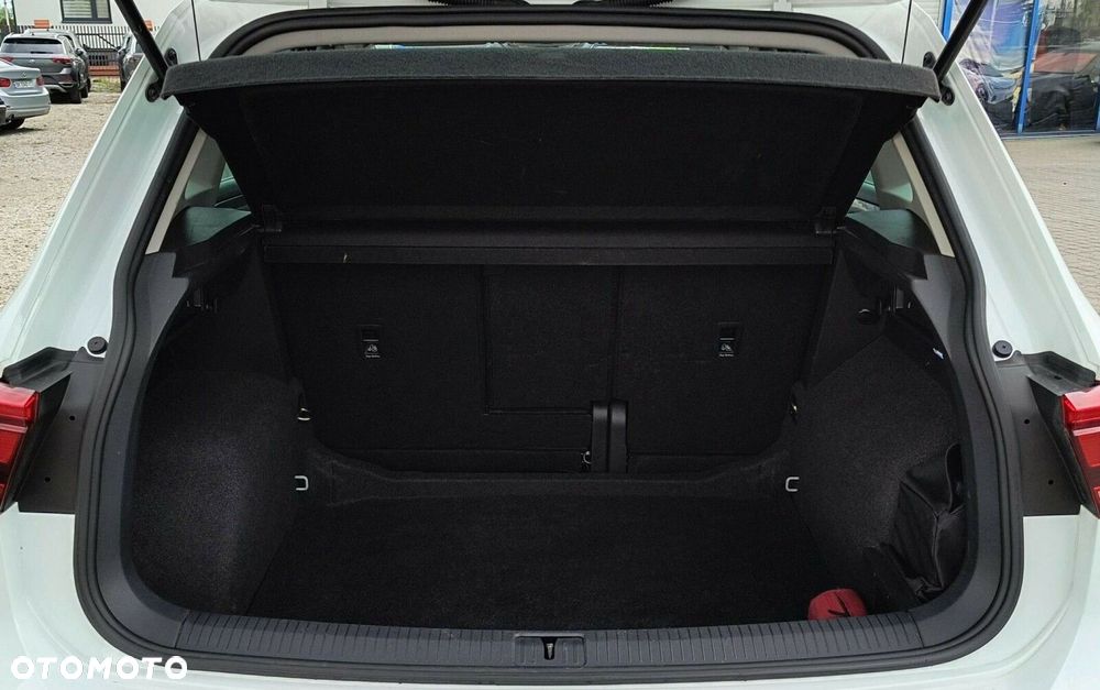 Volkswagen Tiguan - 26