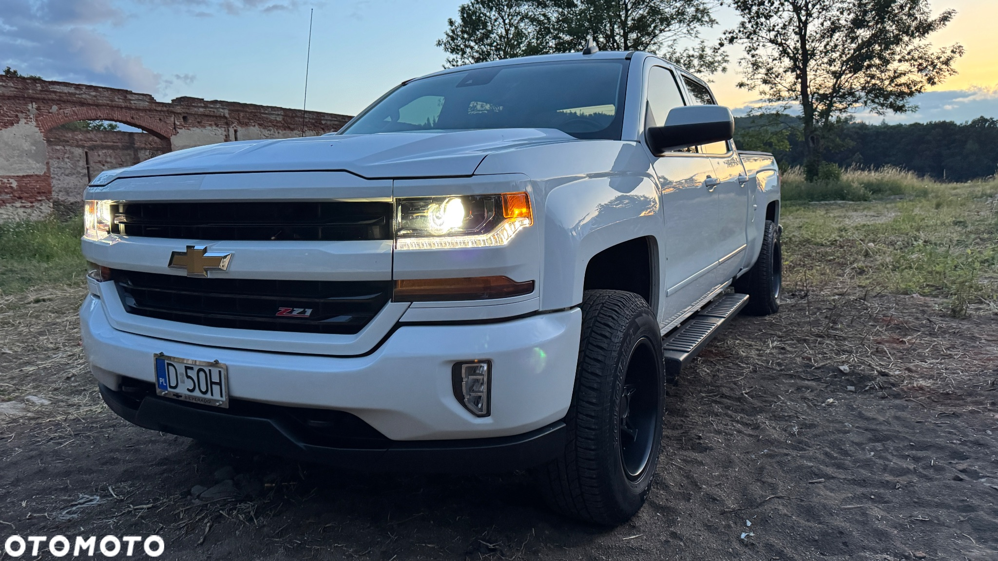 Chevrolet Silverado - 9