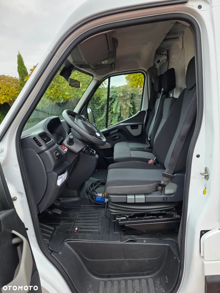 Renault Master - 22