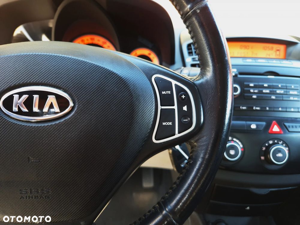 Kia ProCeed 1.6 CVVT LX - 22