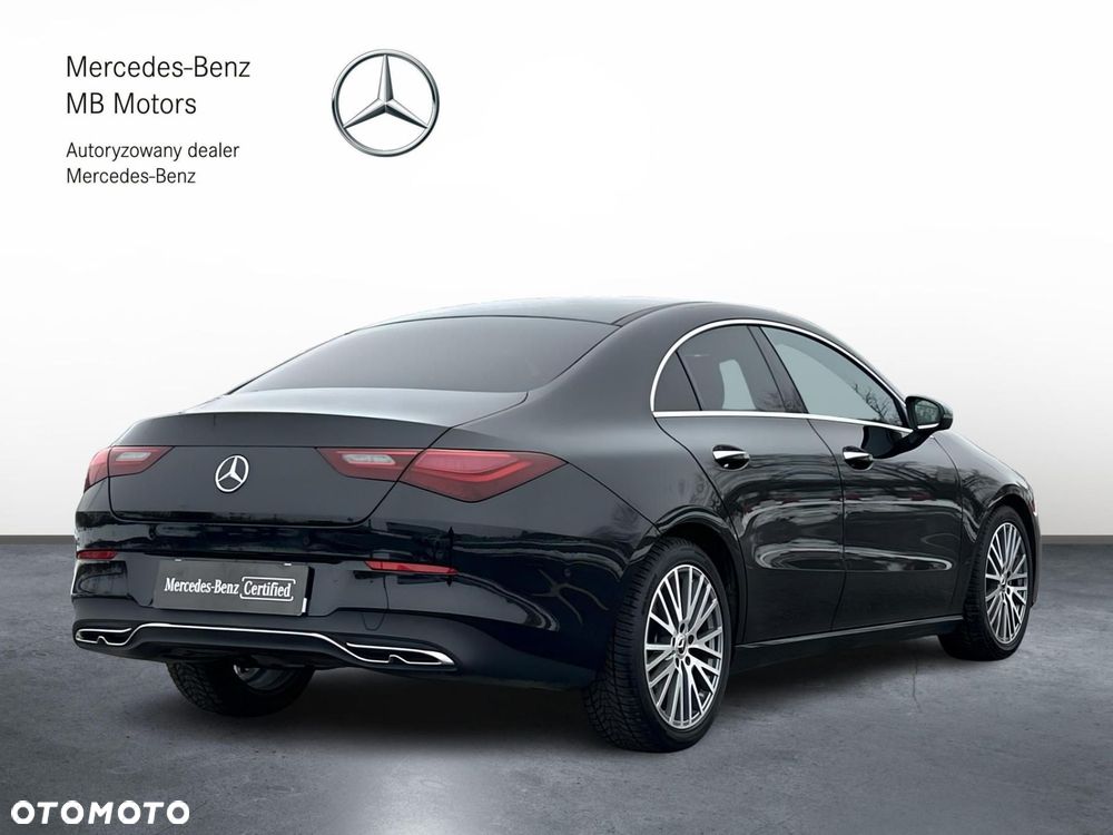 Mercedes-Benz CLA 180 Progressive 7G-DCT - 6