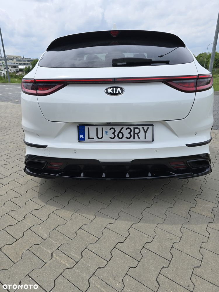 Kia ProCeed - 9