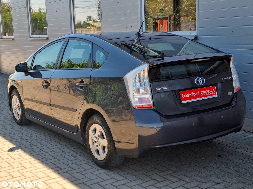 Toyota Prius 1.8 HSD Luna - 15