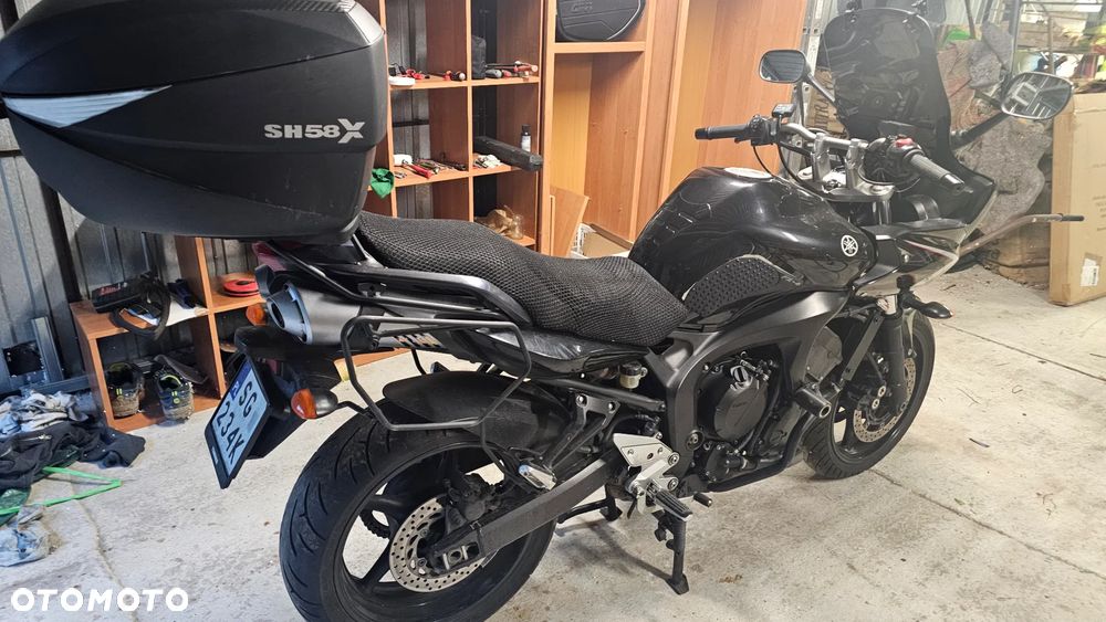 Yamaha FZ6 - 12