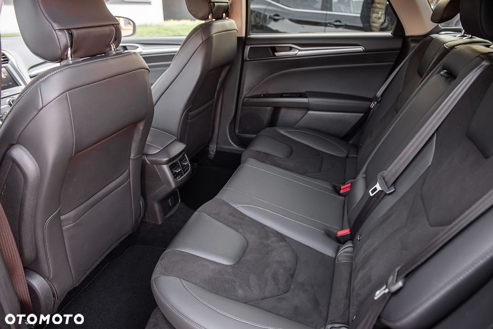 Ford Mondeo 2.0 TDCi Titanium PowerShift - 20