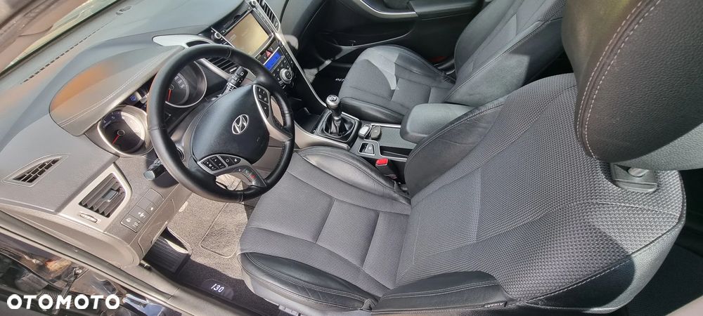 Hyundai i30 1.6 GDI Premium - 5