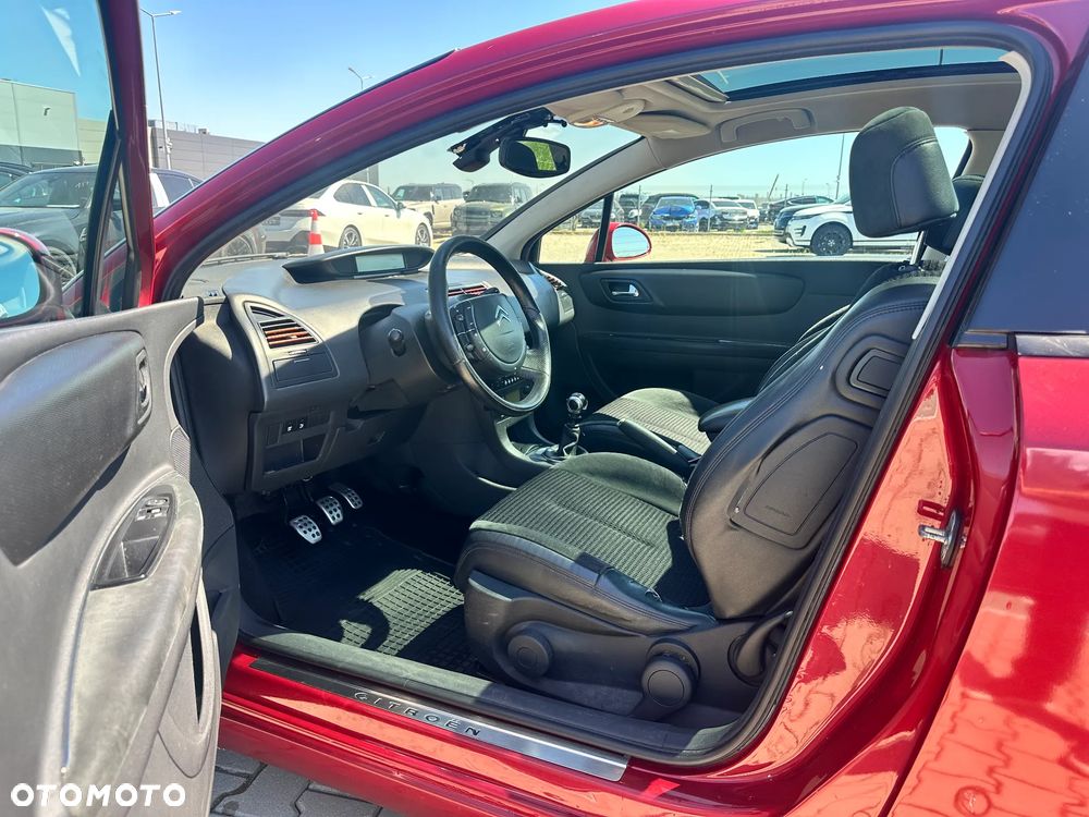 Citroën C4 2.0 HDi VTS - 8