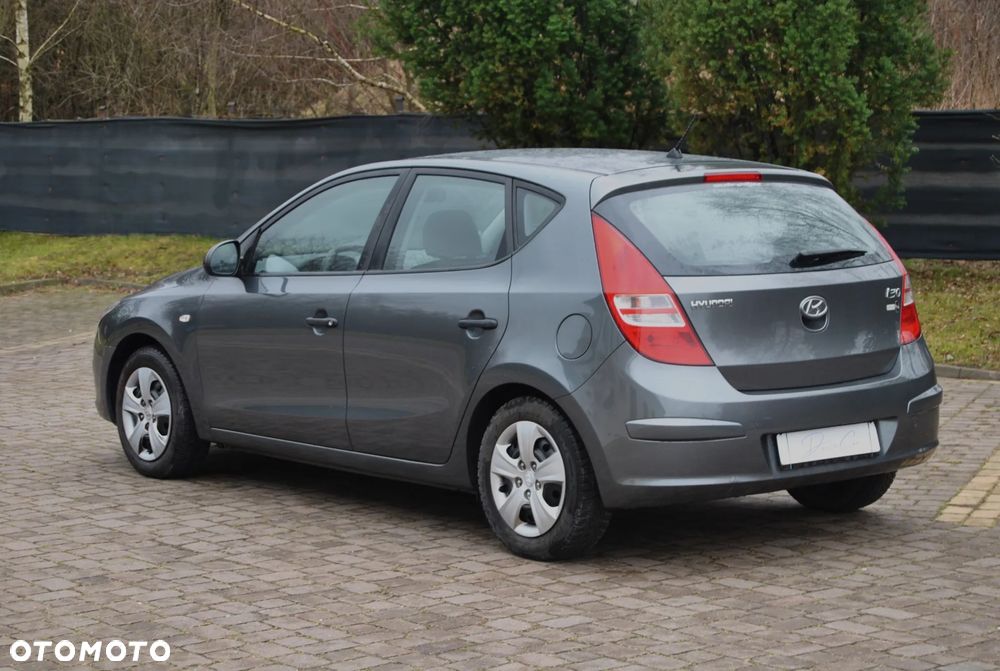 Hyundai i30 1.4 Blue Comfort - 4