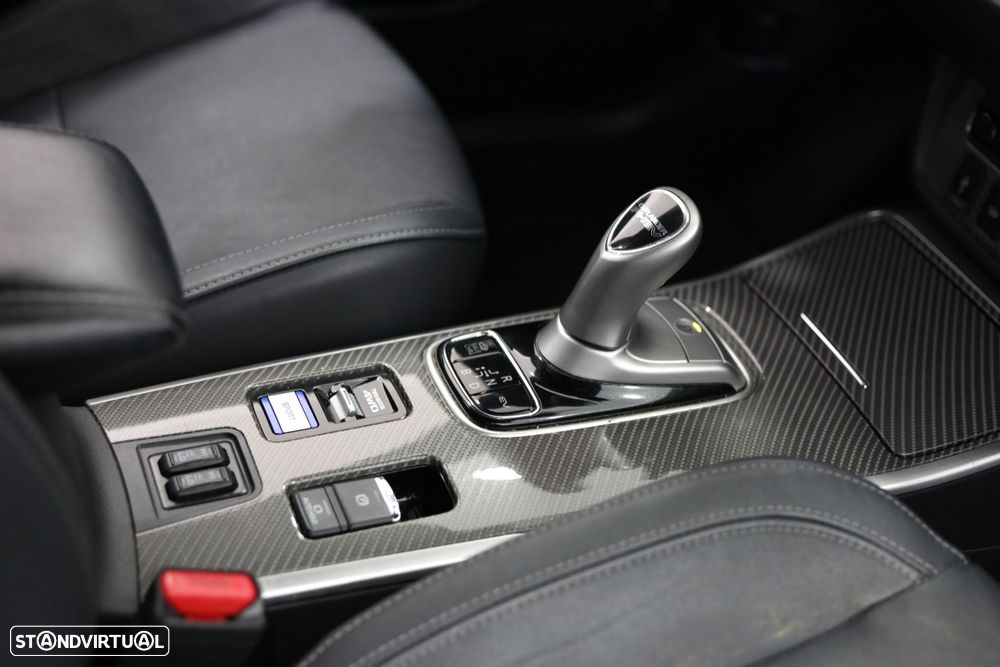 Mitsubishi Outlander 2.4 Instyle - 32