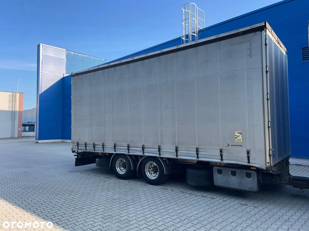 Renault T 440 - 16
