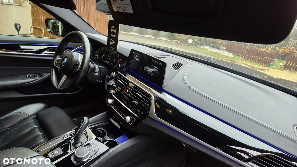 BMW Seria 5 540d xDrive M Sport sport - 23