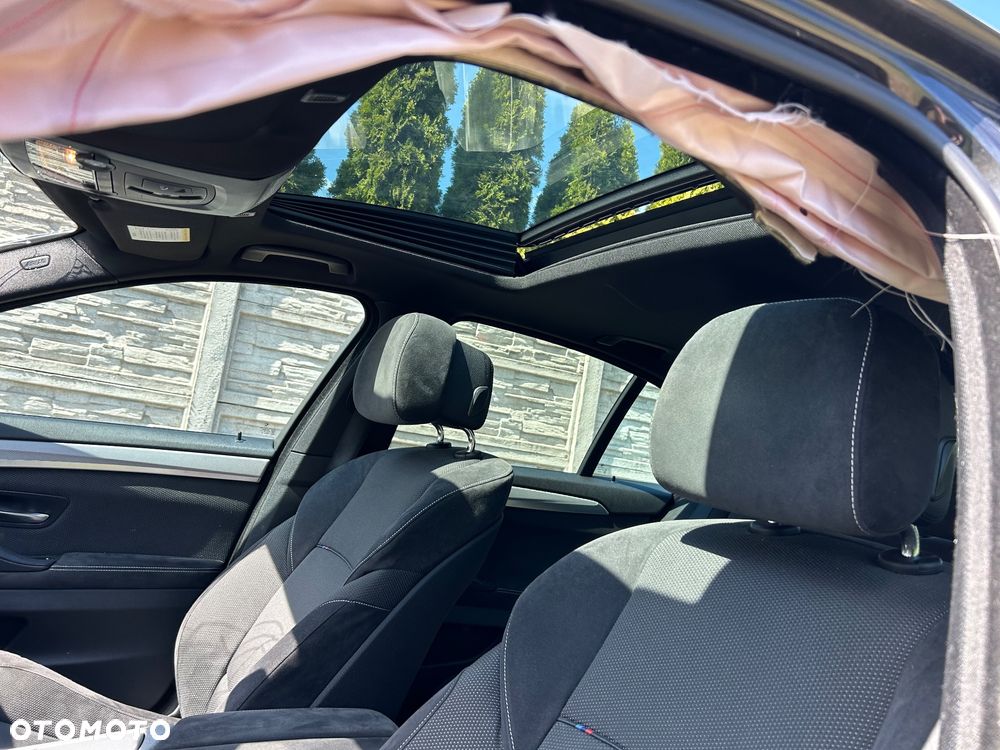 BMW Seria 5 530d xDrive Sport-Aut - 22