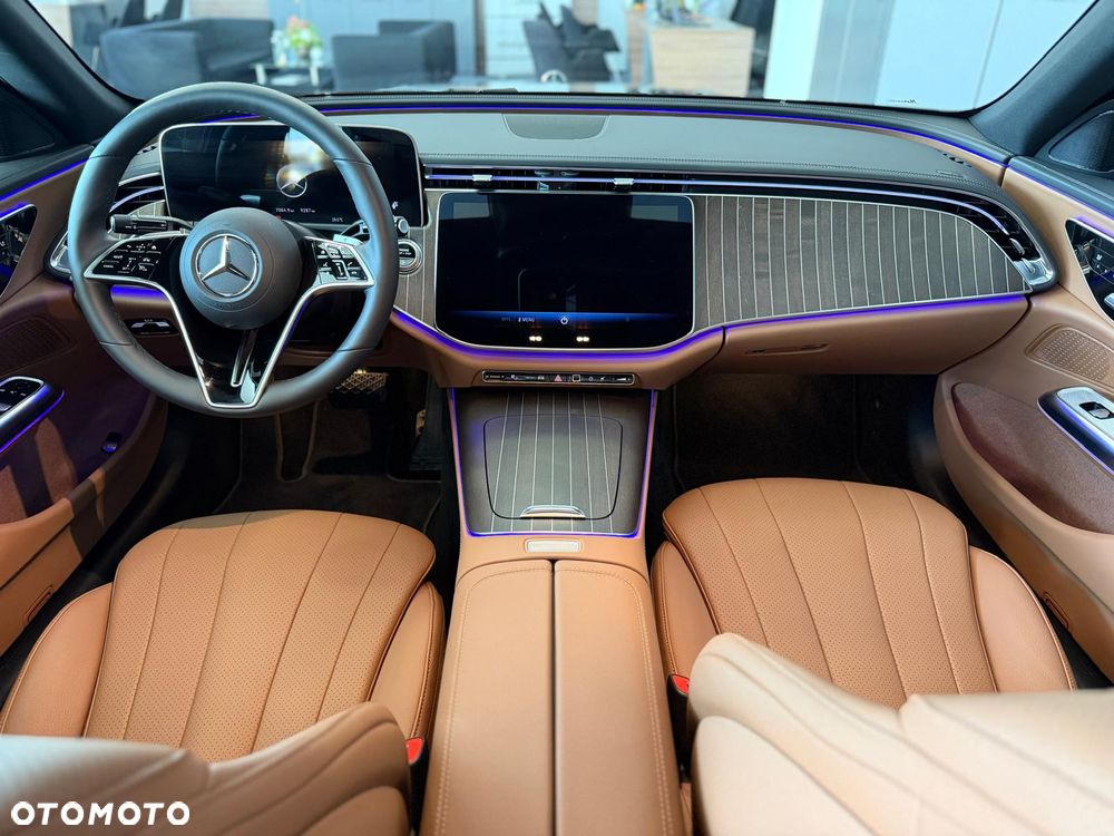 Mercedes-Benz Klasa E 220 d mHEV 4-Matic Exclusive 9G-Tronic - 10