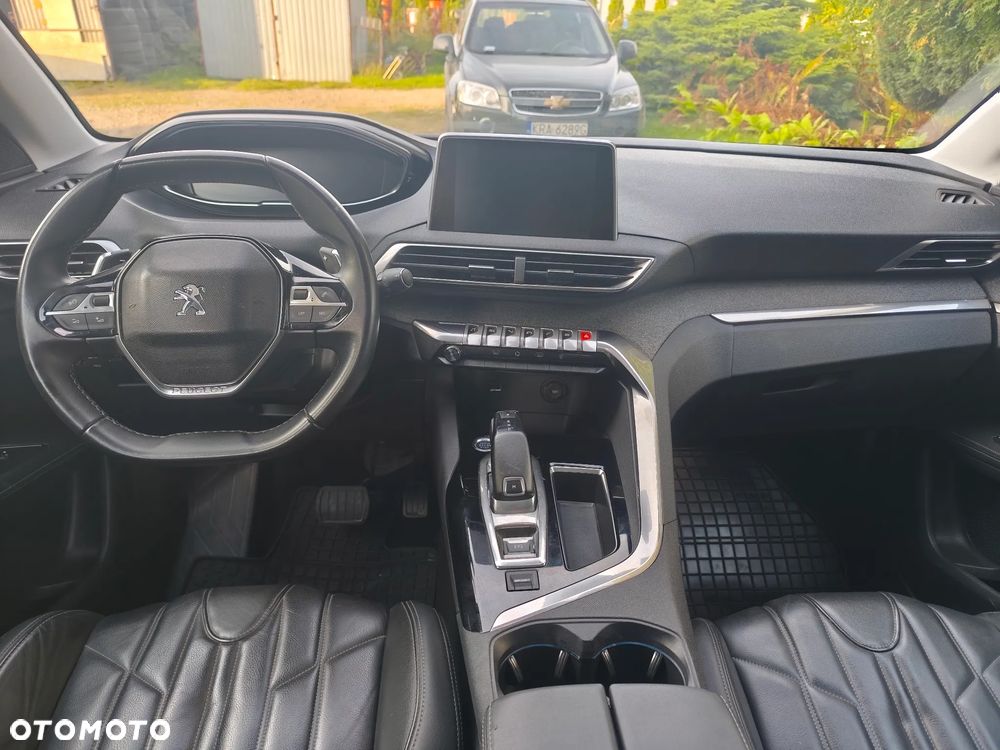 Peugeot 3008 BlueHDi 130 Stop & Start EAT8 Allure - 9