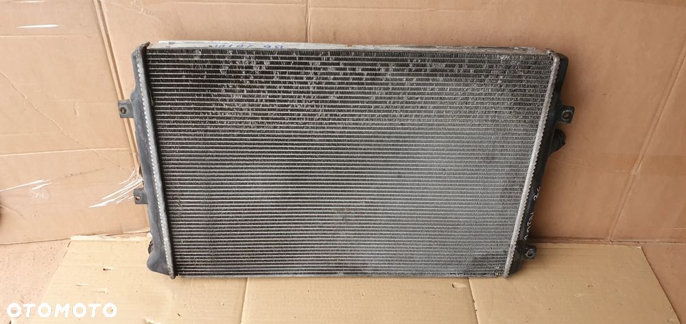 Chłodnica wody płynu VW Passat B6 2.0 TDI 3C0121253Q - 5