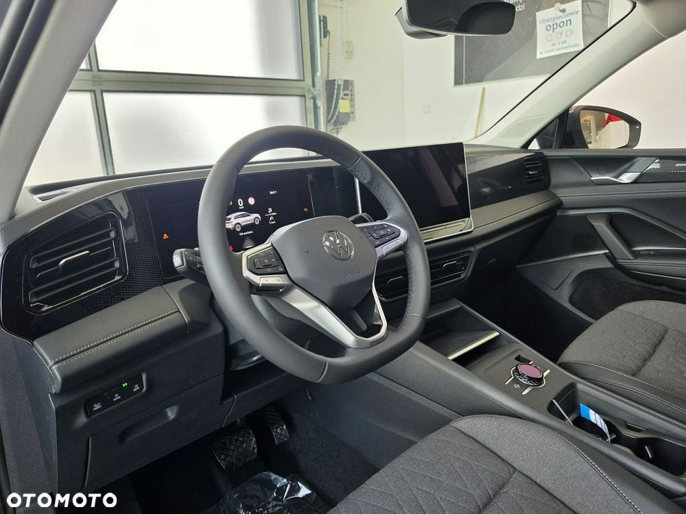 Volkswagen Tiguan - 9
