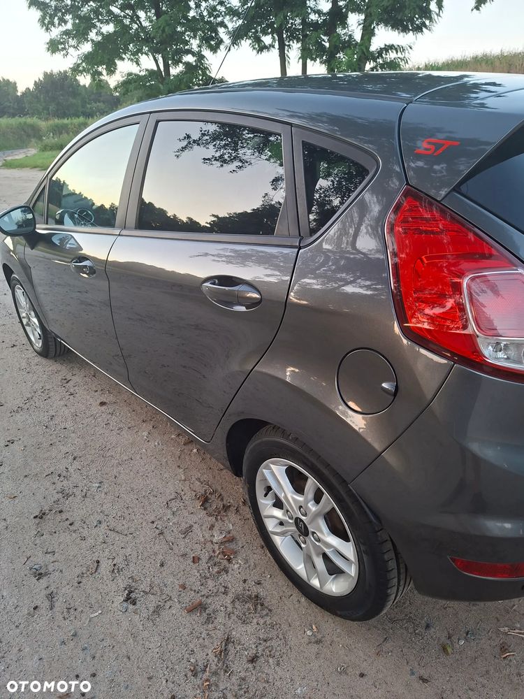 Ford Fiesta - 19