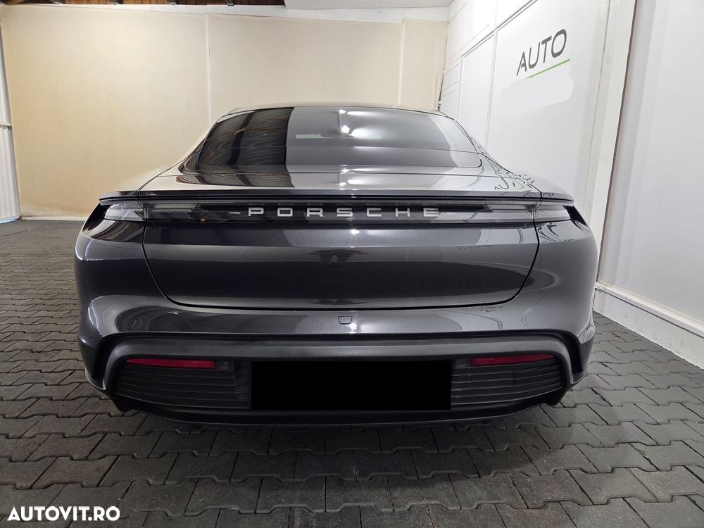 PORSCHE Taycan 2021 — imagine 6