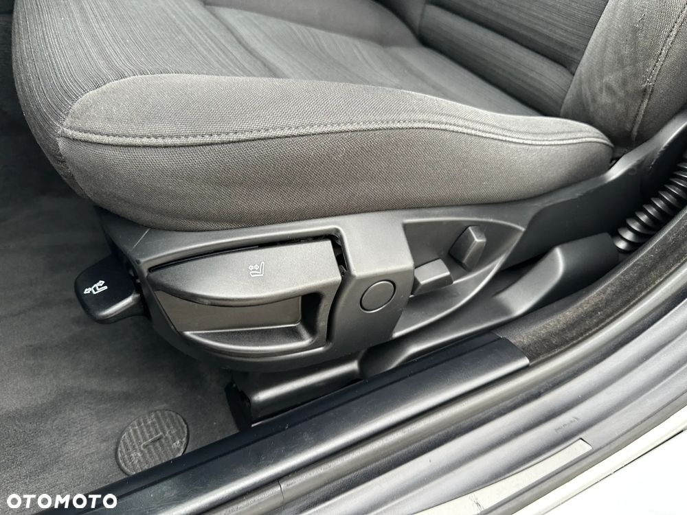 BMW Seria 5 - 16