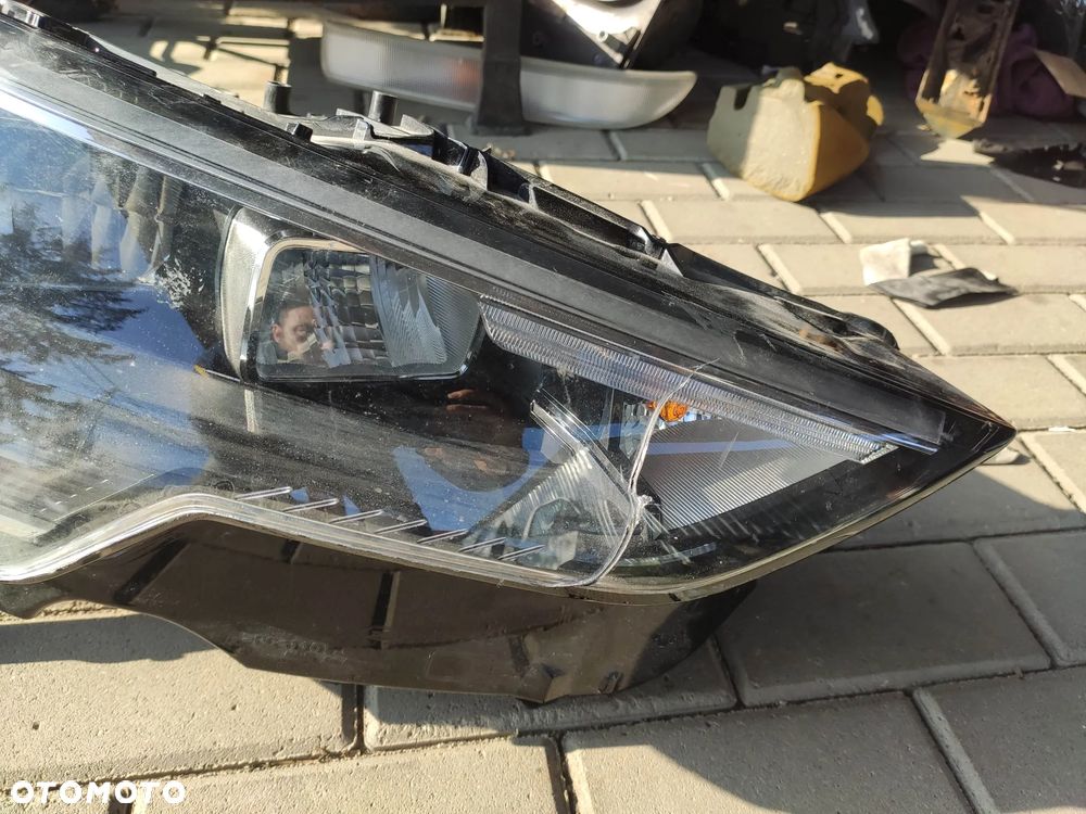 Lampa Prawy Przód Audi Q3 II Full Led Eu 83a941012 - 2