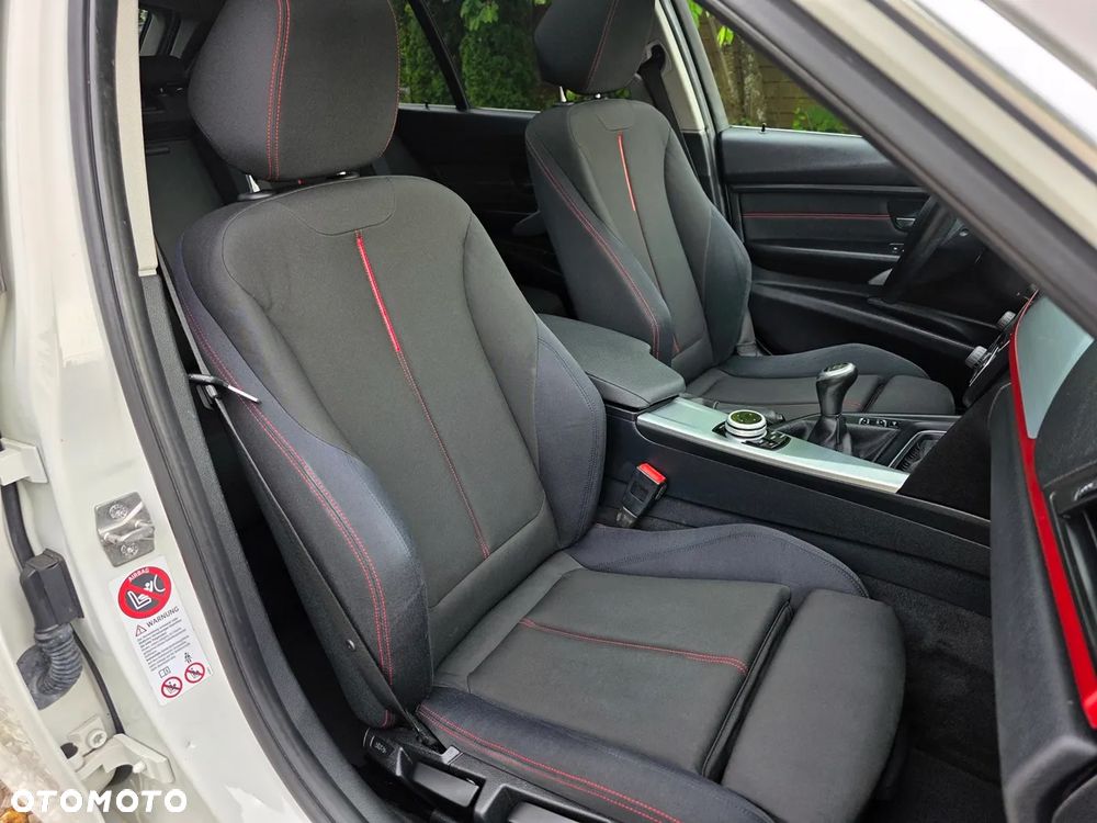 BMW Seria 3 318d Blue Performance Sport Line - 23