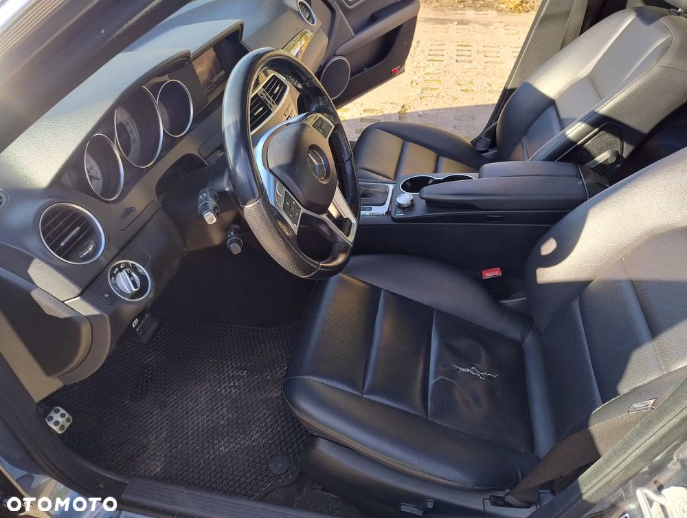 Mercedes-Benz Klasa C 350 T (BlueEFFICIENCY) 7G-TRONIC Avantgarde - 12