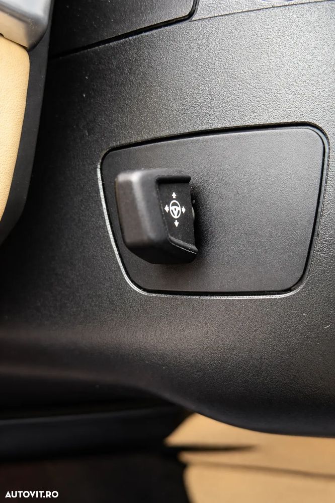 BMW Seria 5 525d xDrive Aut. Luxury Line - 13