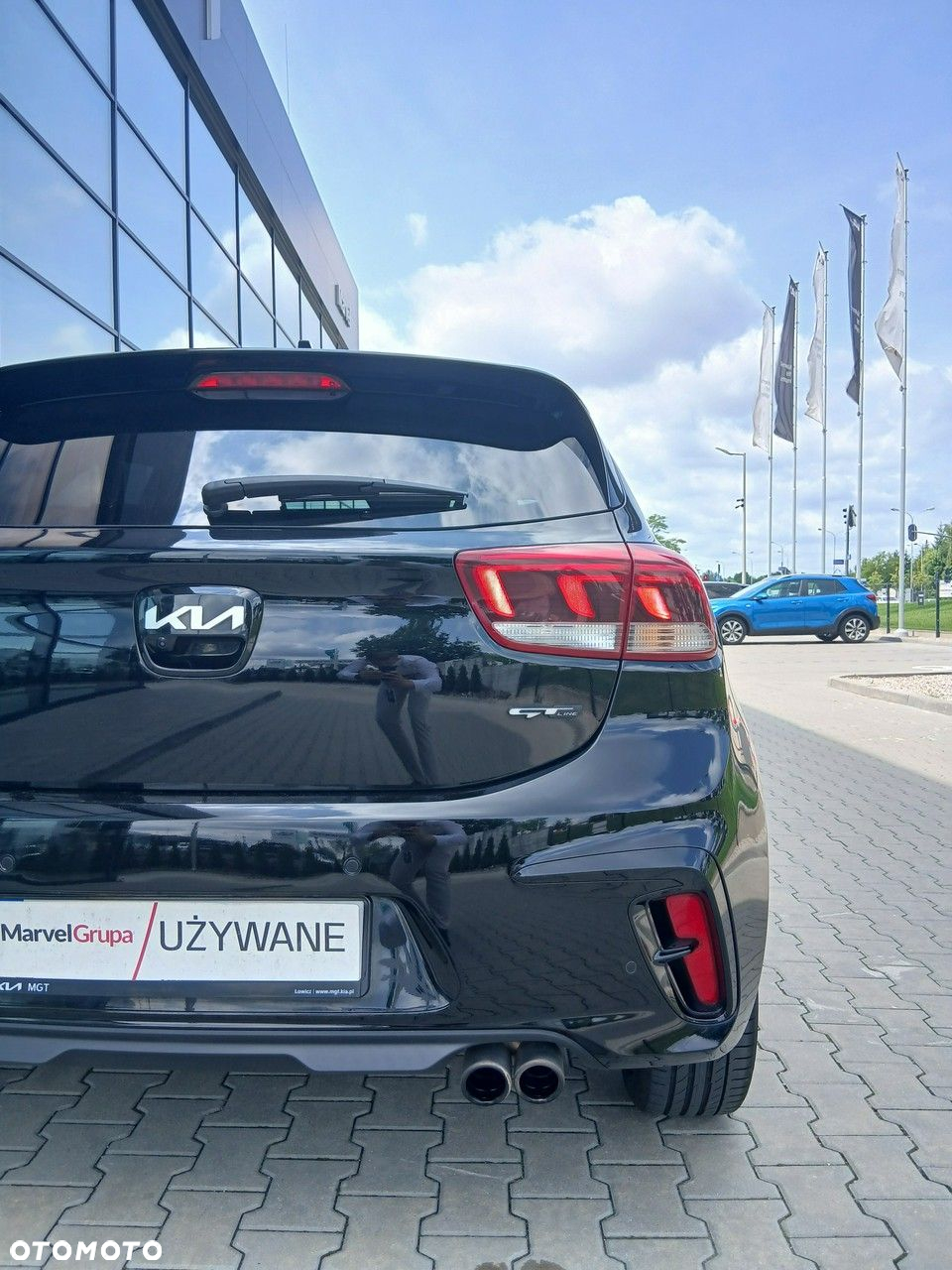 Kia Rio - 11