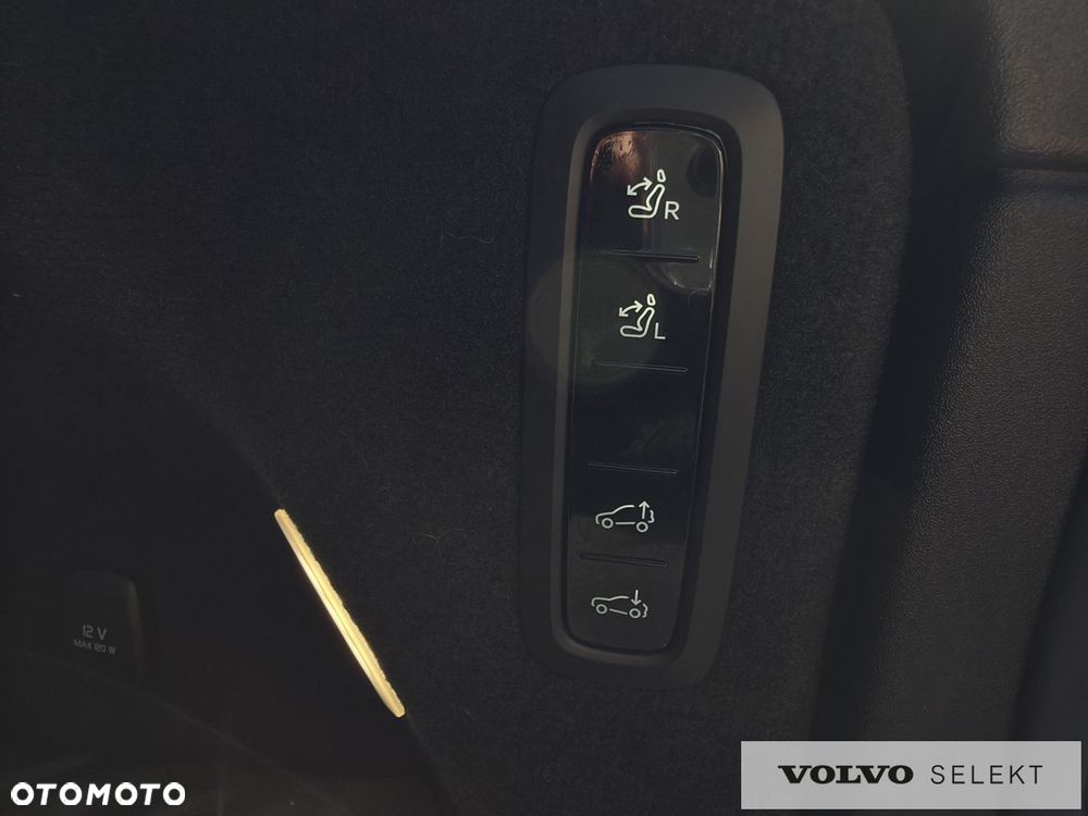 Volvo EX90 - 33