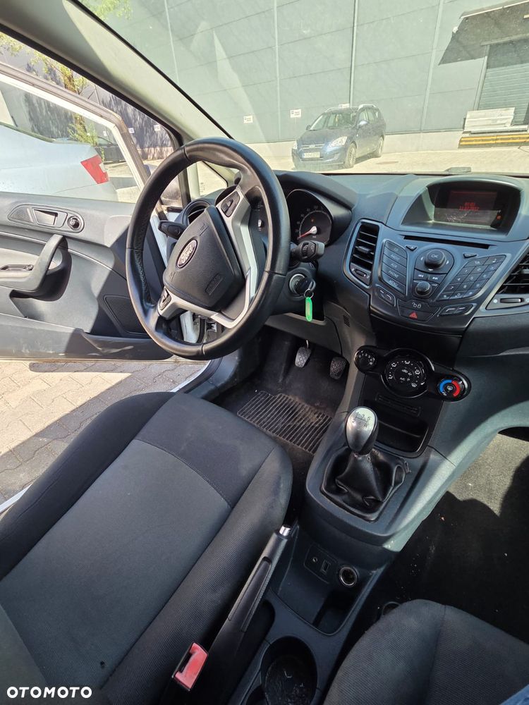 Ford Fiesta - 3