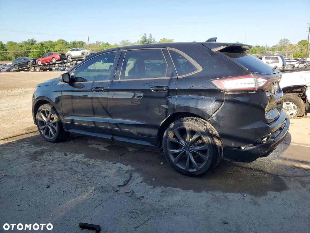 Ford Edge - 4