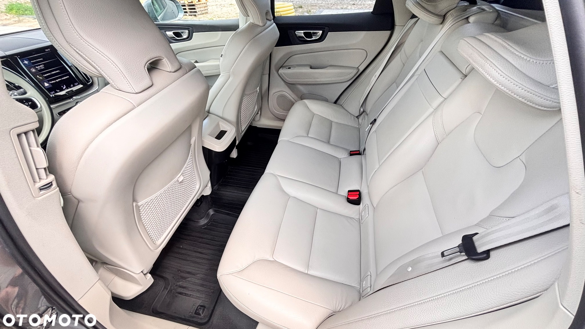 Volvo XC 60 - 13
